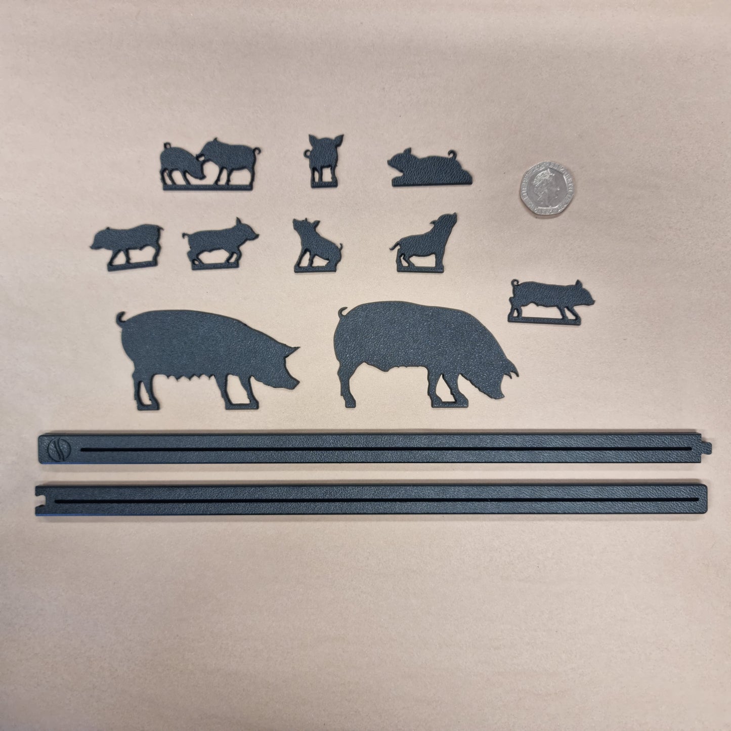Pig Family Group - ShadowShapes