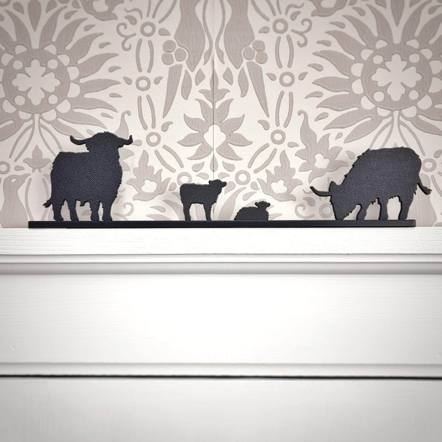Highland Cow (Heilan Coo) Family Group - ShadowShapes
